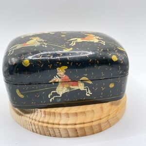 Vintage India Papier Mache Black Lacquer Polo Scene Rectangular Trinket Box
